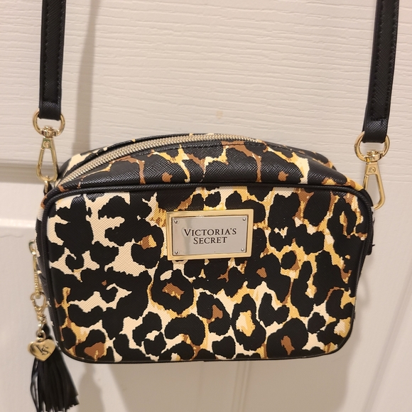 VICTORIA'S SECRET LEOPARD PRINTCROSSBODY BAG - Picture 10 of 13